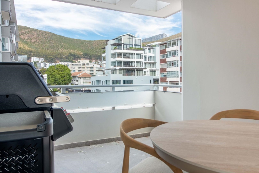 To Let 3 Bedroom Property for Rent in Sea Point Western Cape